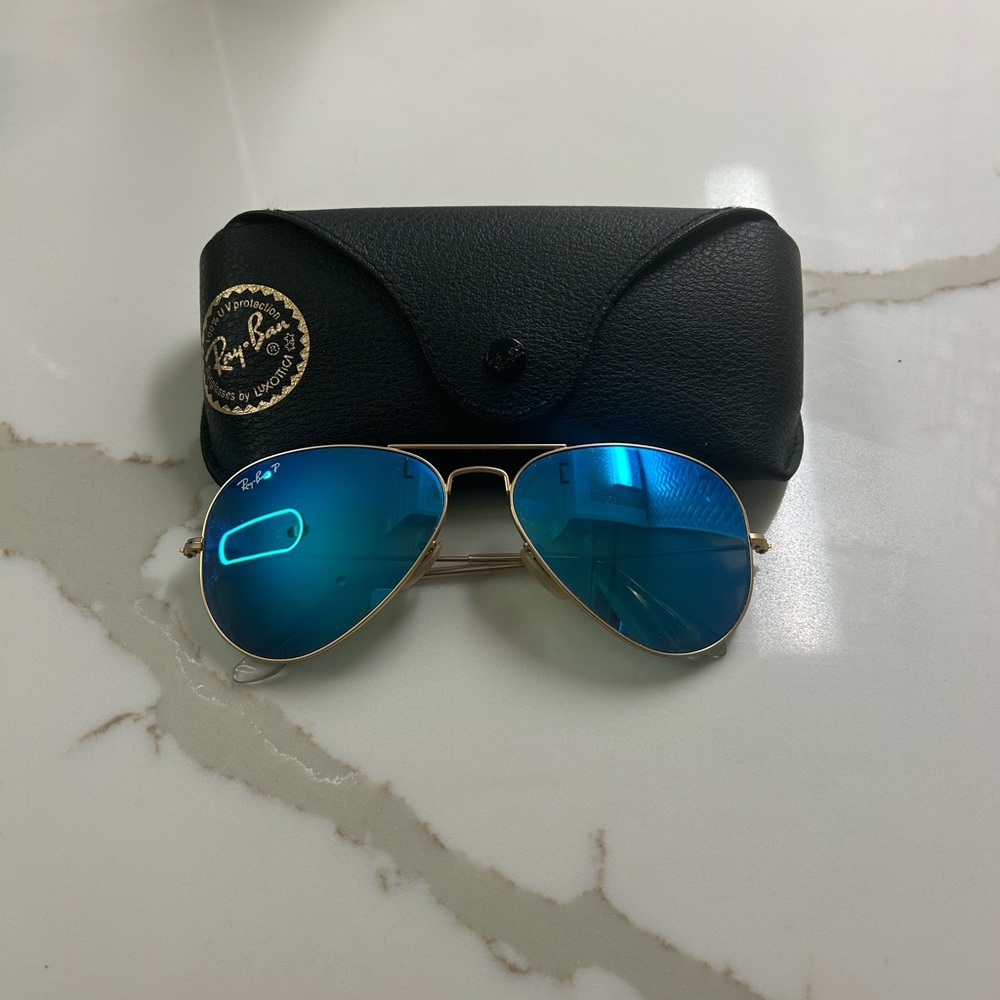Polarized Ray-Ban Aviator Blue Flash Lenses